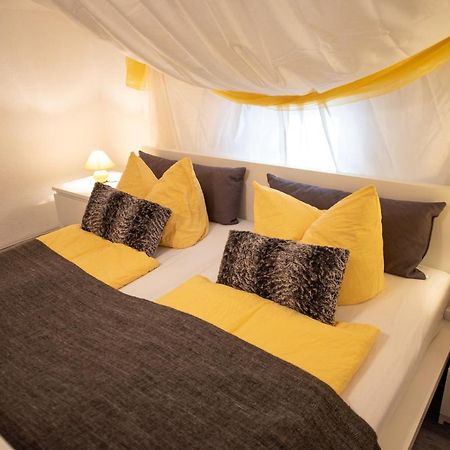 Ferienwohnung Zur Alten Post บาดกรุนด์ ภายนอก รูปภาพ